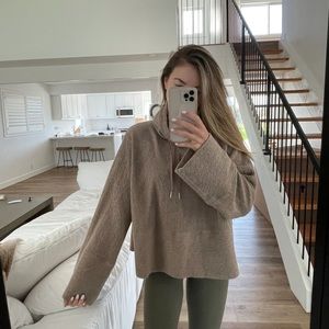 Lululemon jacket! SIZE M/L